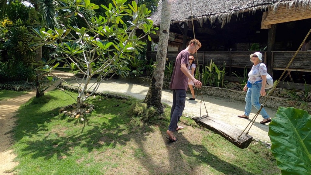 Paul's Emerald Ecco Village